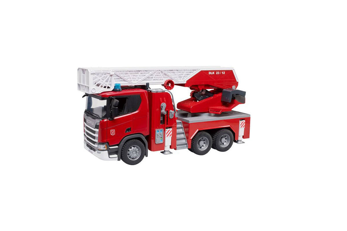 Bruder - ScaniaSuper 560R Feuerwehr mit L+S