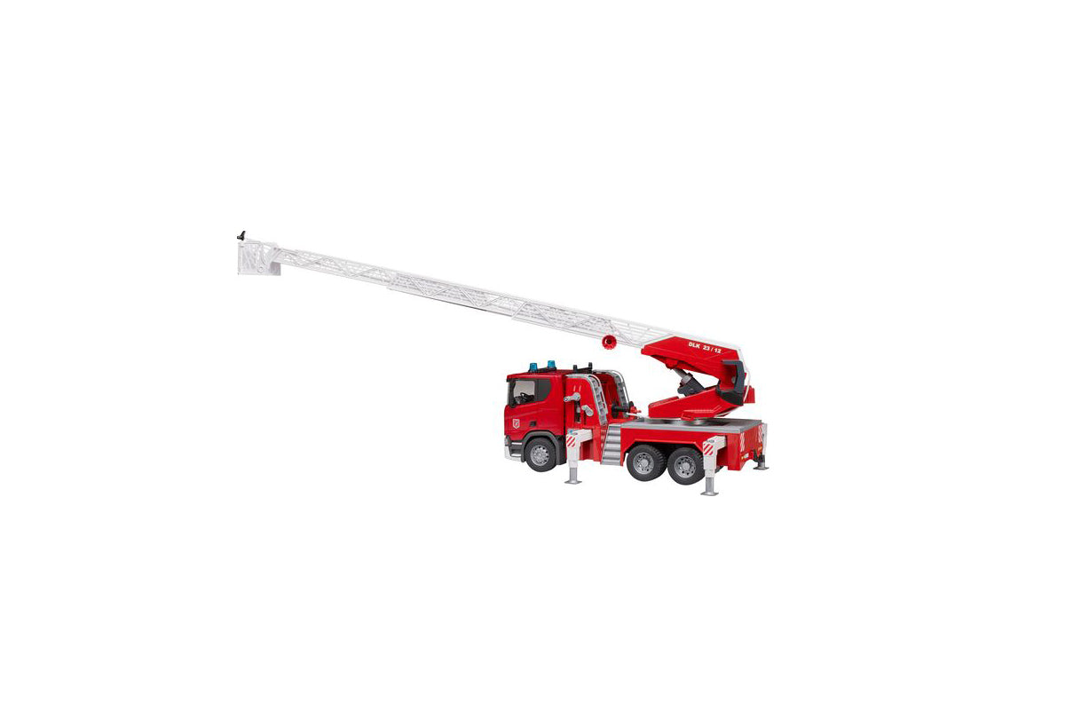 Bruder - ScaniaSuper 560R Feuerwehr mit L+S