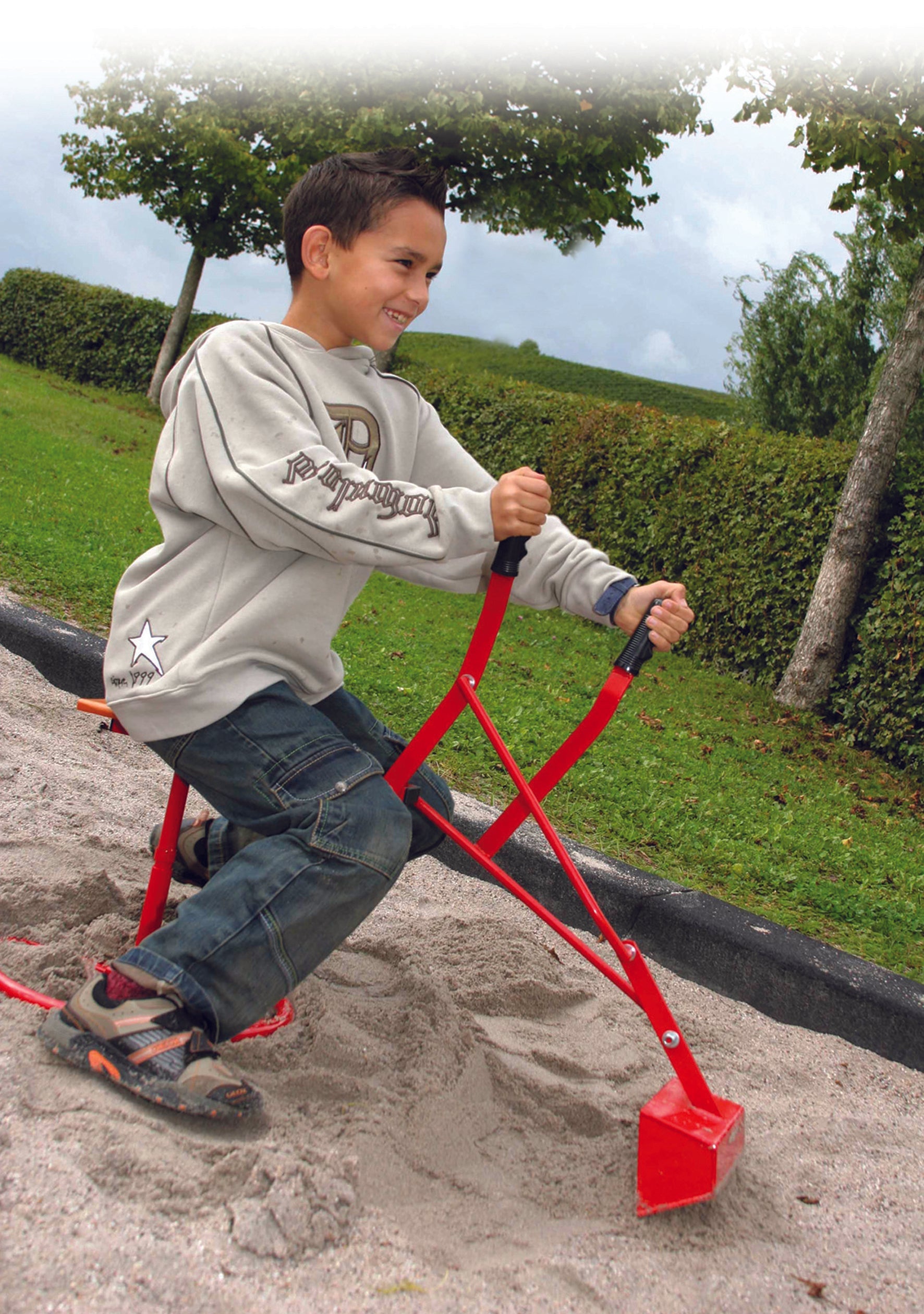 Riesensandbagger & Bauhelm - Set 4EverSpiel BLS GmbH, Kopernikusstraße 1, 74670 Forchtenberg; Kontakt: mail@bls.de