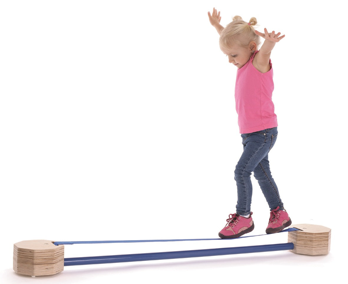 SlackTrack SommerMobil BLS GmbH, Kopernikusstraße 1, 74670 Forchtenberg; Kontakt: mail@bls.de