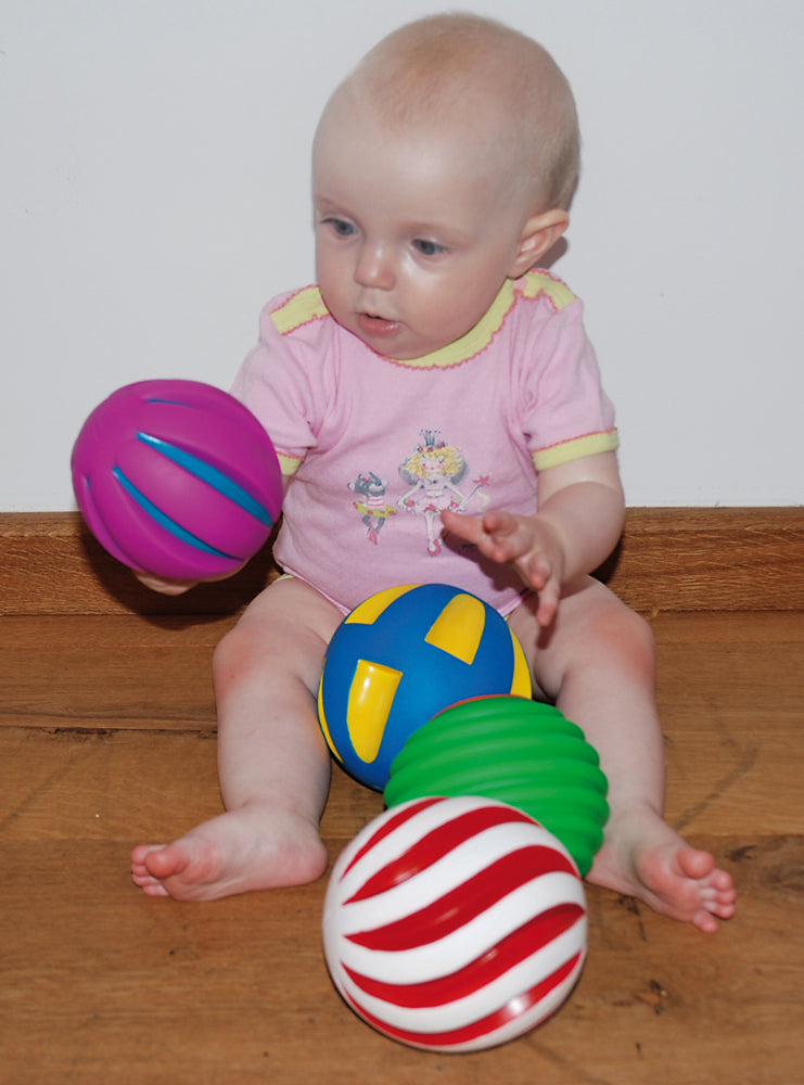 Baby Ball - Set 4 Ballos® BLS GmbH, Kopernikusstraße 1, 74670 Forchtenberg; Kontakt: mail@bls.de