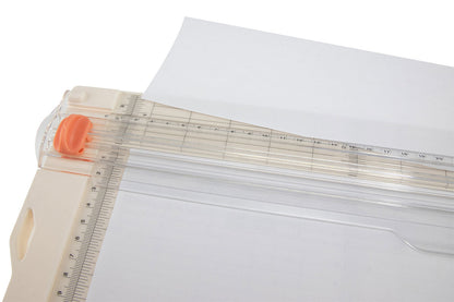 Papierschneider Avantgarde BLS GmbH, Kopernikusstraße 1, 74670 Forchtenberg; Kontakt: mail@bls.de