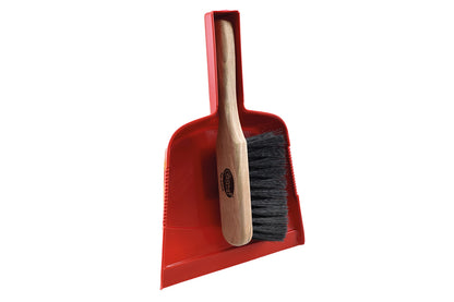 Dustpan and brush set – CHiLA ...einfach gutes Spielzeug!