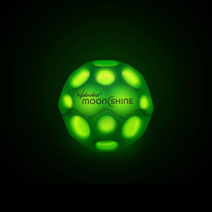Waboba Moon Ball - LED Mintgrün CHiLA GmbH ...einfach gutes Spielzeug! Kopernikusstraße 1, 74670 Forchtenberg, E-Mail: info@chila.de