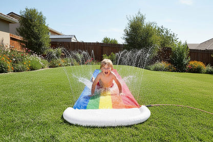 Toboggan aquatique arc-en-ciel 