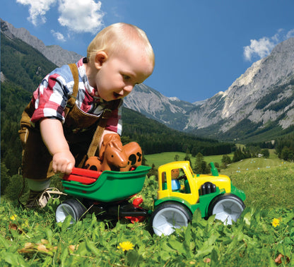 GOWI - Traktor mit Pferden GOWI® GOWI GmbH, Wertheimweg 12, 8630 Mariazell, Österreich; office@gowi.at